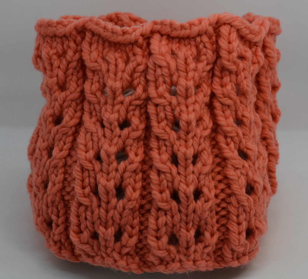 A knitted cowl made with one ball of wool